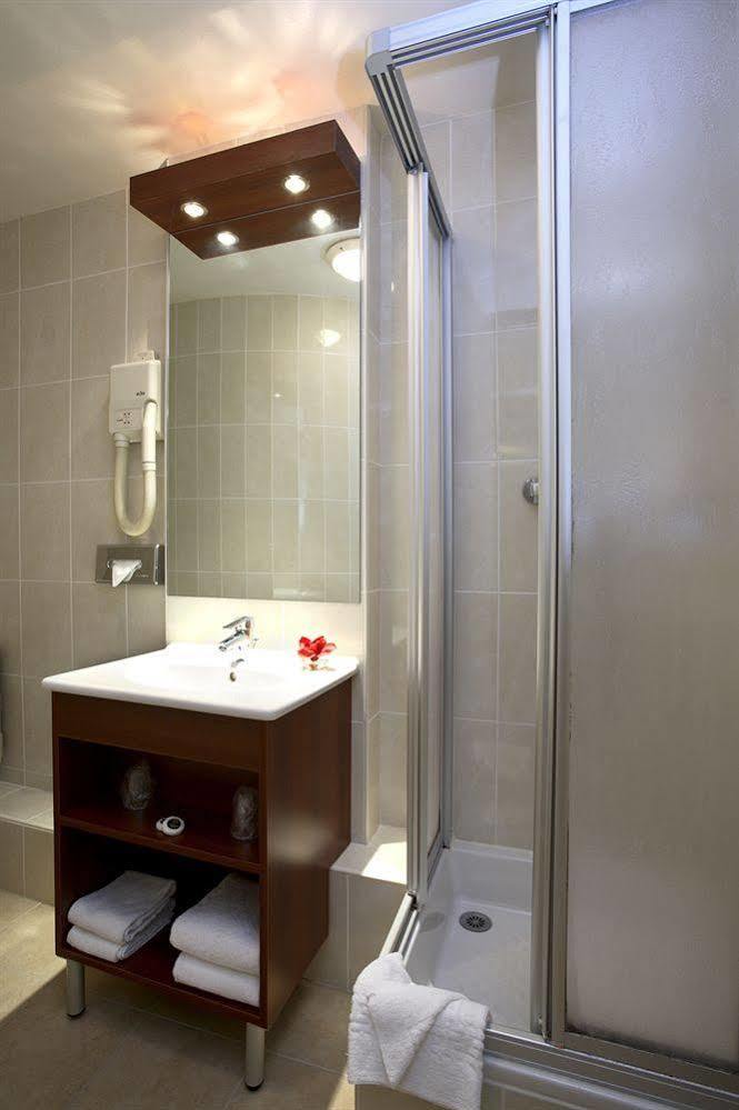 Hotel Diese Bastille París